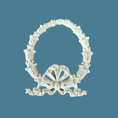 B21 - Leaf Wreath Bow
