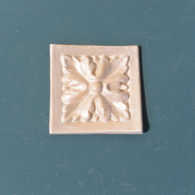 R 108 - Square Floral Rosette