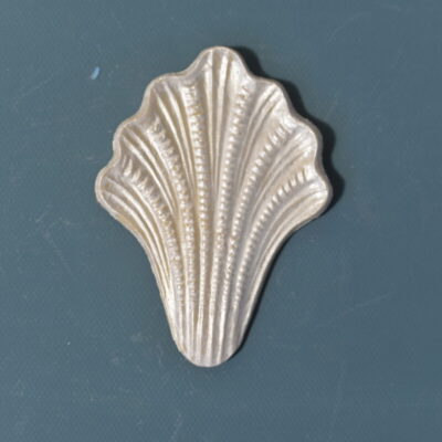 R4 - Small Shell Onlay